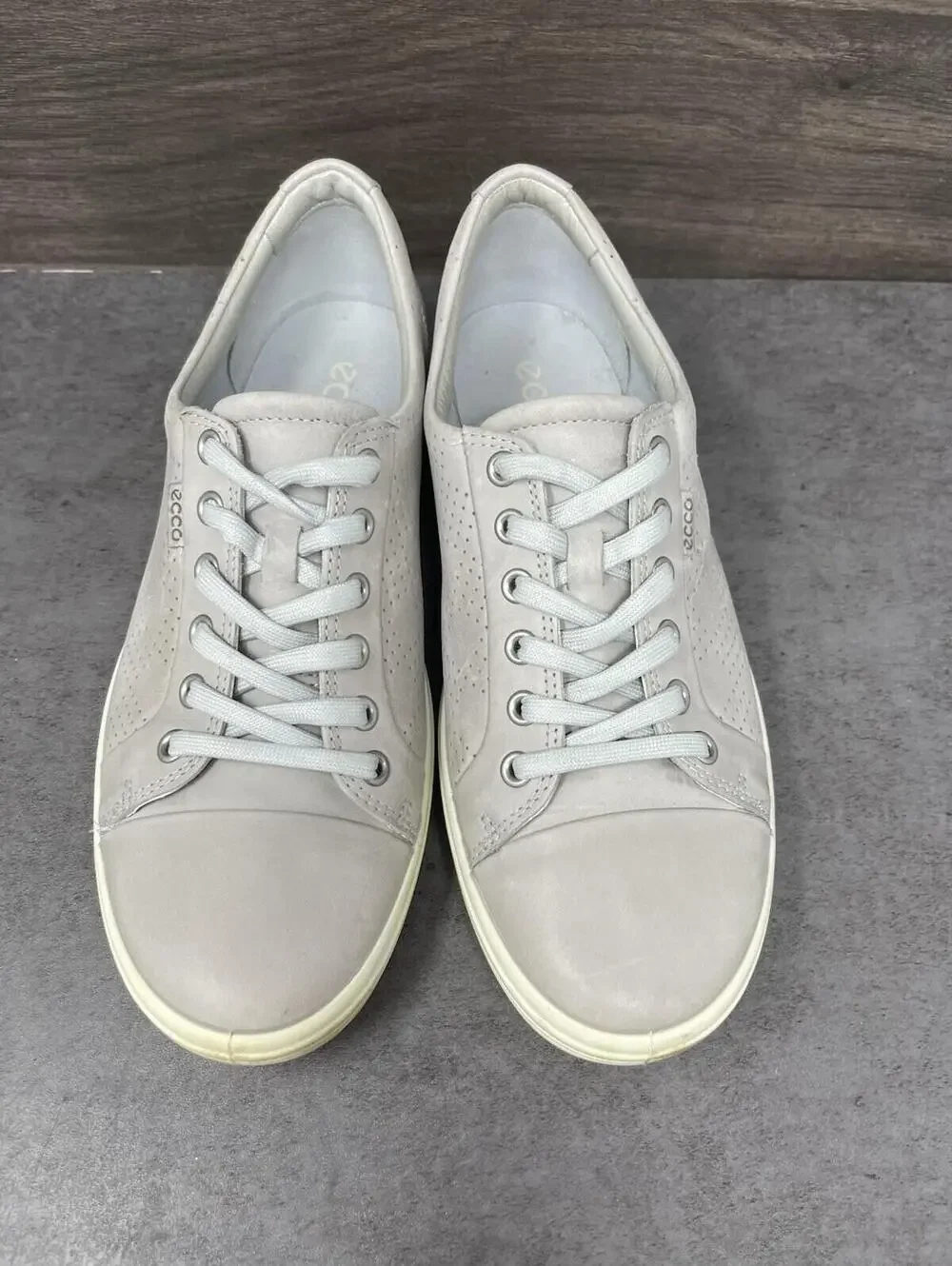 Ecco Light Gray Leather Perforated Athletic Sneakers